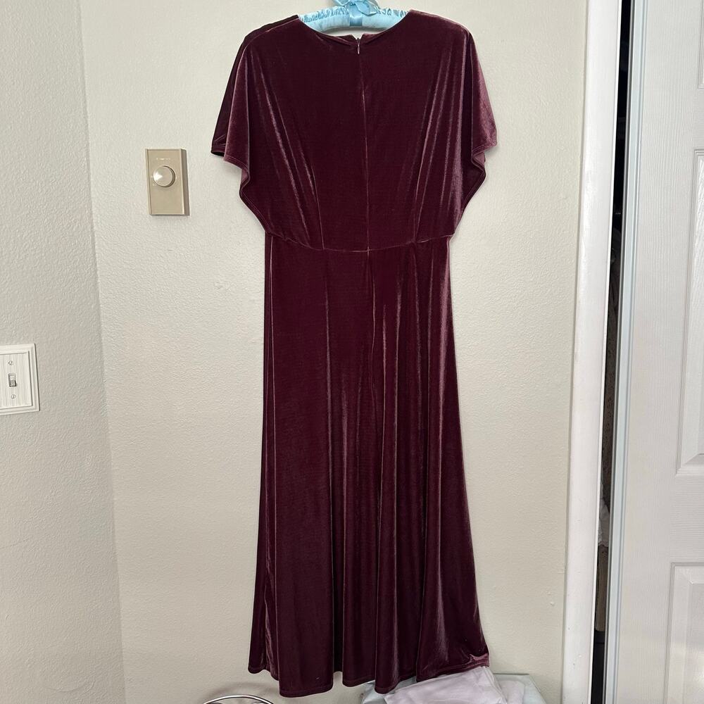 Taylor Sz 10 Midi Dress womens Purple Plum Velvet Empire Waist Flutter Sleeves - Picture 7 of 11